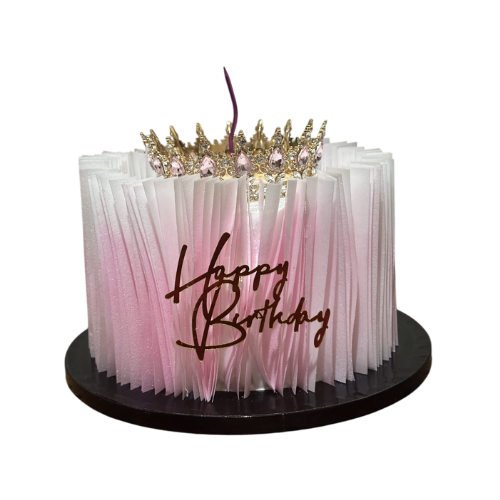 Elegante Pastel de Corona Rosa